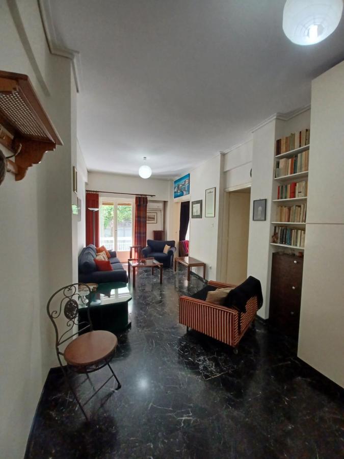 Charming Apartment In The Neighborhood Of Pangrati Athens Ngoại thất bức ảnh